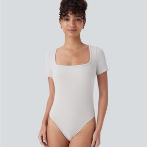 NWT Halara Bodysuit Shirt Short Sleeve Gray Size Large